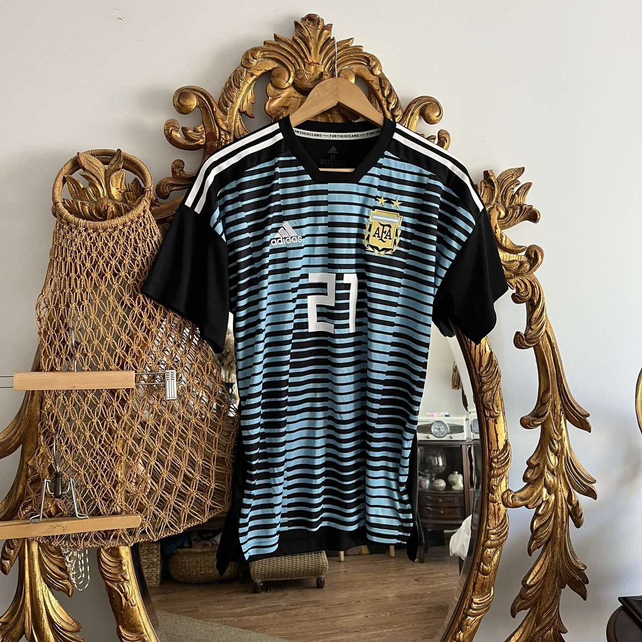 Adidas Adidas Parley Argentina Soccer Jersey 2018 Sz M Size US M / EU 48-50 / 2 - 1 Thumbnail
