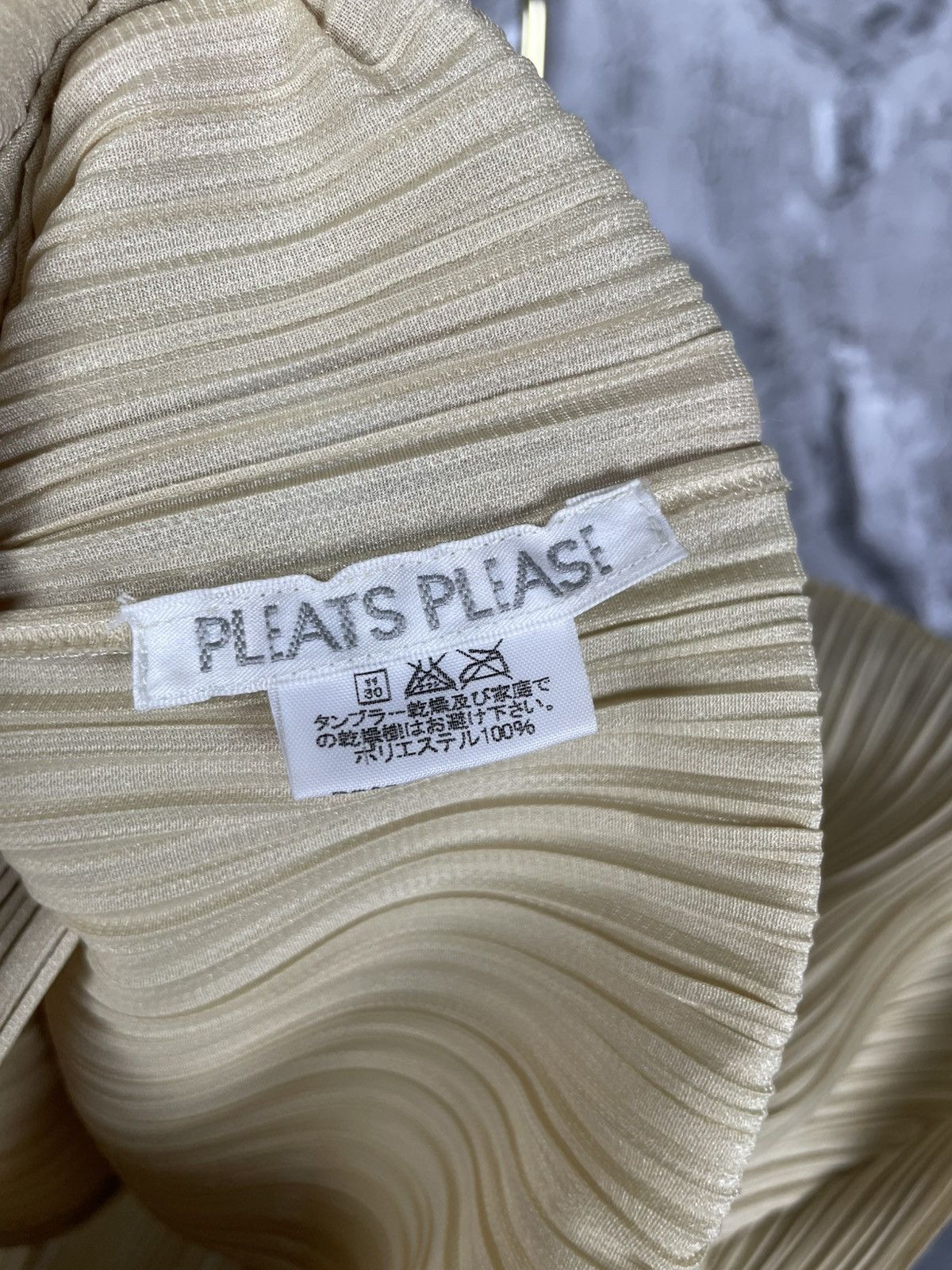 Pleats Please Issey Miyake Pleatse Please Archive Issey Miyake Pleated Buttons Shirt Size S / US 4 / IT 40 - 11 Thumbnail