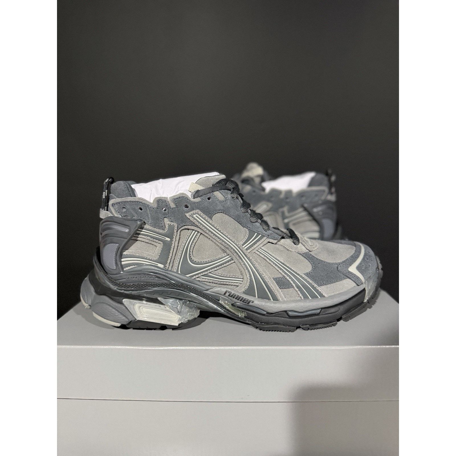 Balenciaga Size 43eu/10m Balenciaga Men's Runner Sneaker Grey Suede New Size US 10 / IT 40 - 2 Thumbnail