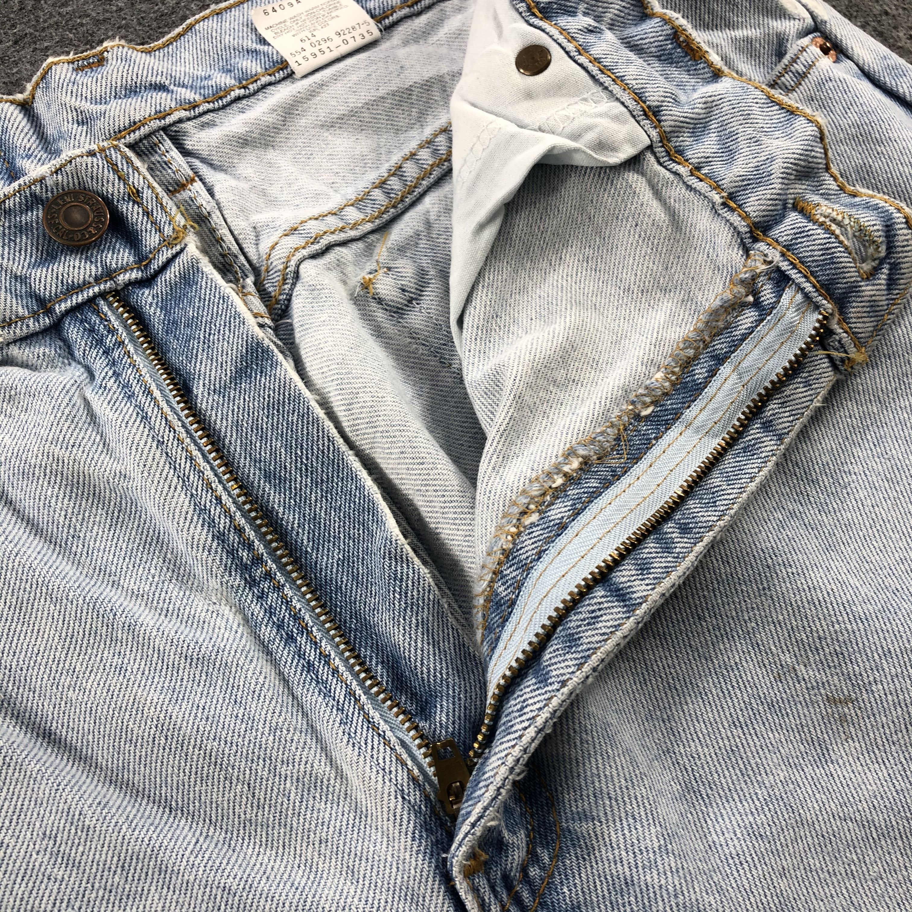 Levi's × Vintage Vintage Light Wash Levis 951 Jeans-JM1786 Size US 33 - 8 Thumbnail