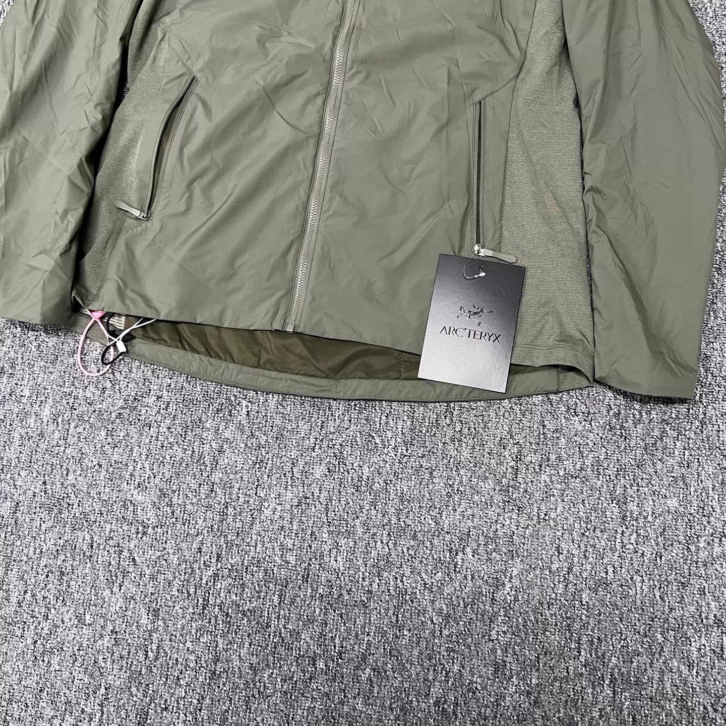 Arc'teryx Arcteryx Atom LW Softshell Dark Green L new w/tags Size L / US 10 / IT 46 - 4 Thumbnail