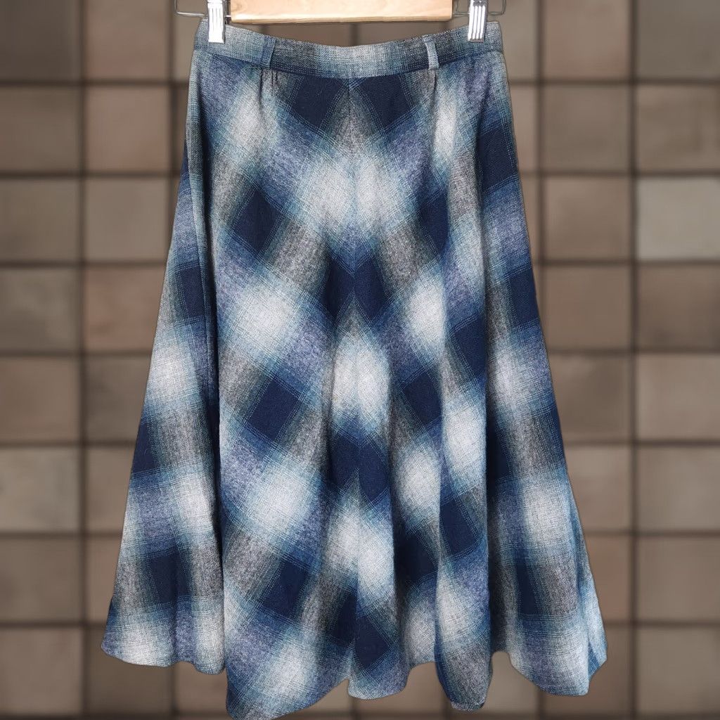 Vintage VINTAGE Panther Skirt Womens Midi Full Wool/Trevira Polyester Blend 80s Plaid High Rise Zip Lined Flare XS Blue Patttern? Size 26" / US 2 / IT 38 - 1 Thumbnail