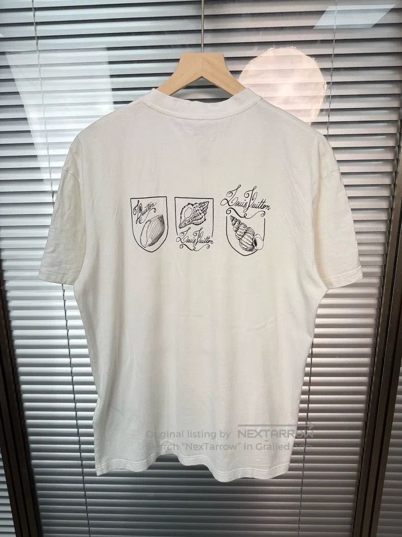 Louis Vuitton Louis Vuitton Conch shell printed short sleeve Size US S / EU 44-46 / 1 - 3 Thumbnail
