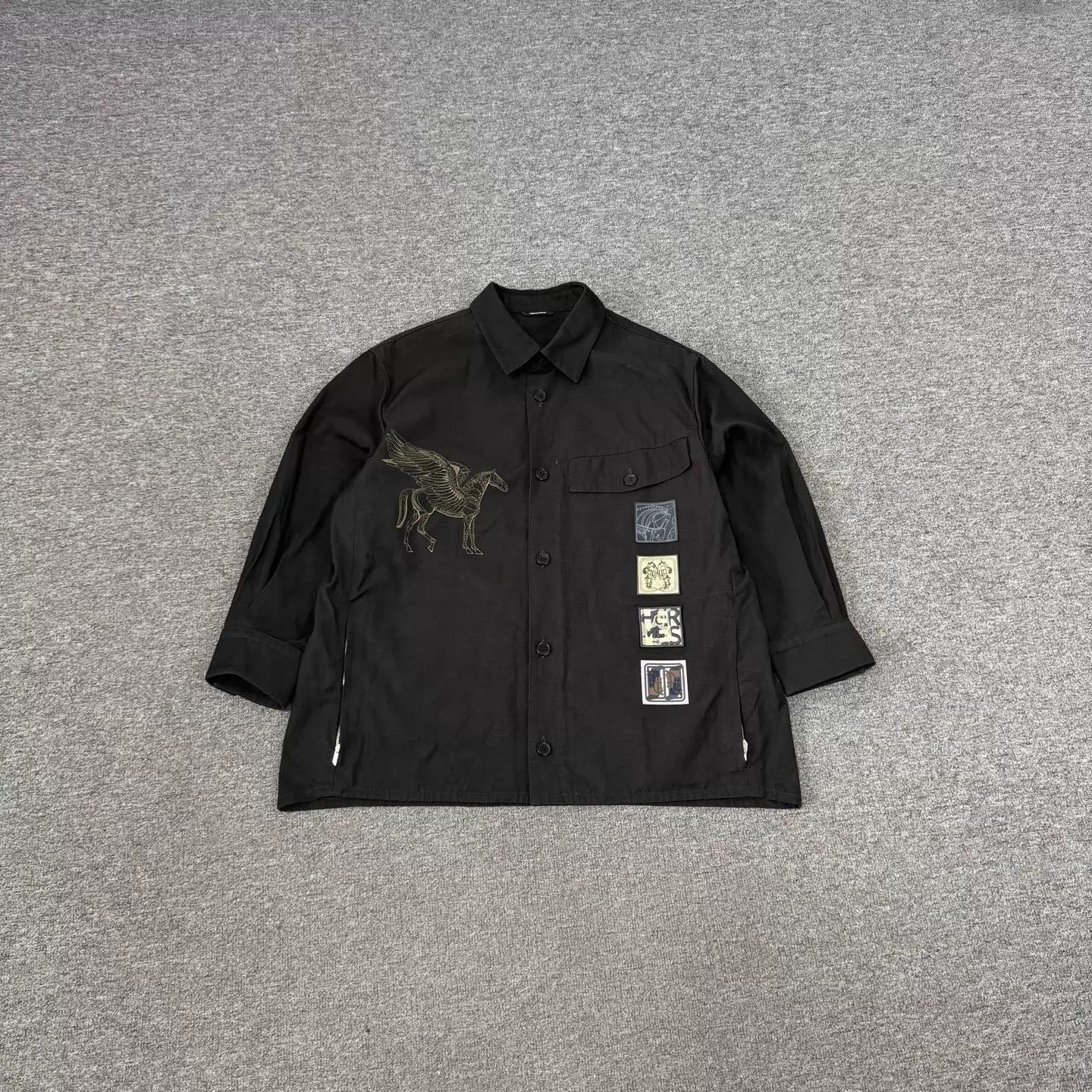 Hermes Black Button-Up Shirt with Winged Horse Embroidery and Size US L / EU 52-54 / 3 - 1 Thumbnail