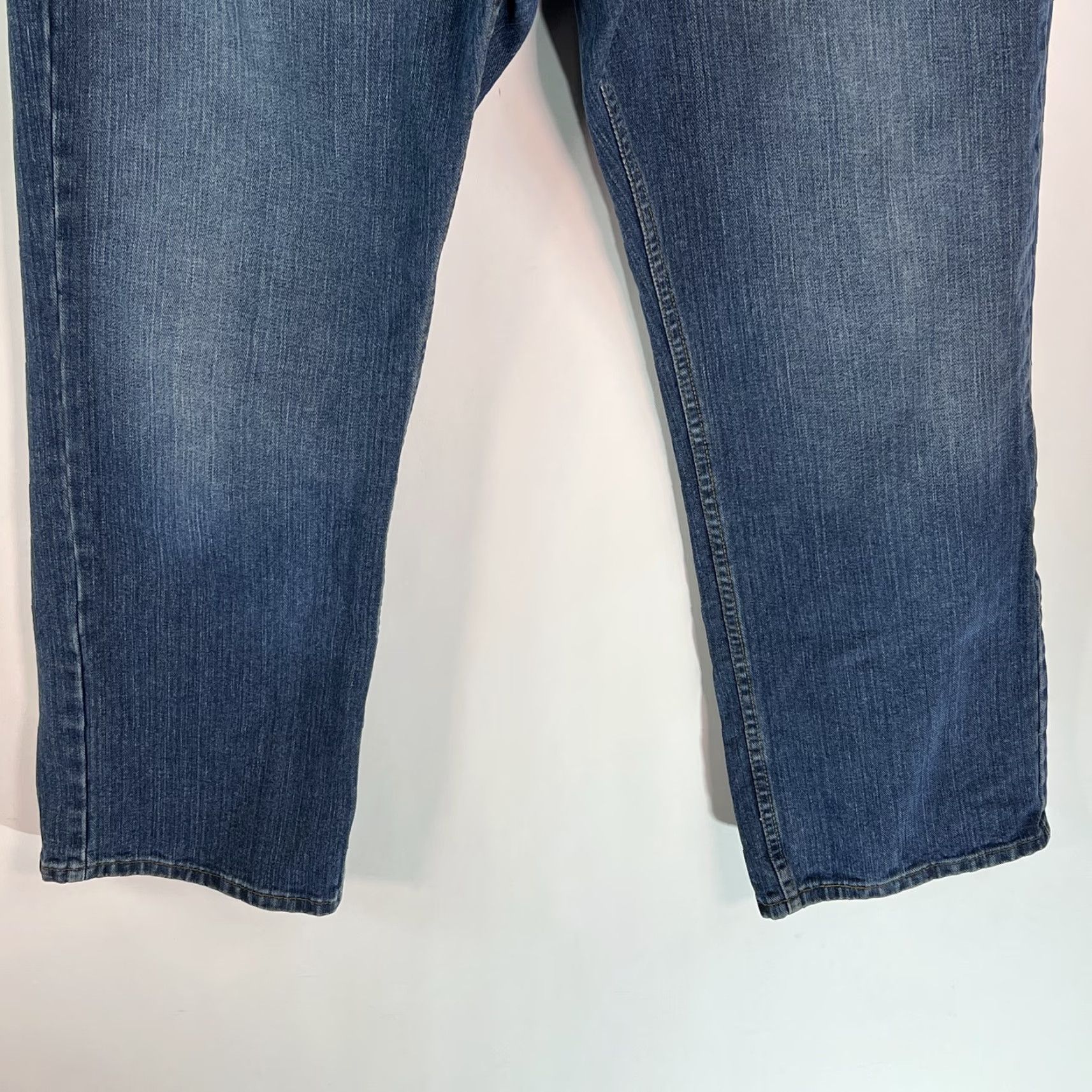 Vintage Signature By Levi Strauss & Co. Mens Mid Rise Straight Blue Denim Jeans Sz 40X30 Size US 40 / EU 56 - 7 Thumbnail