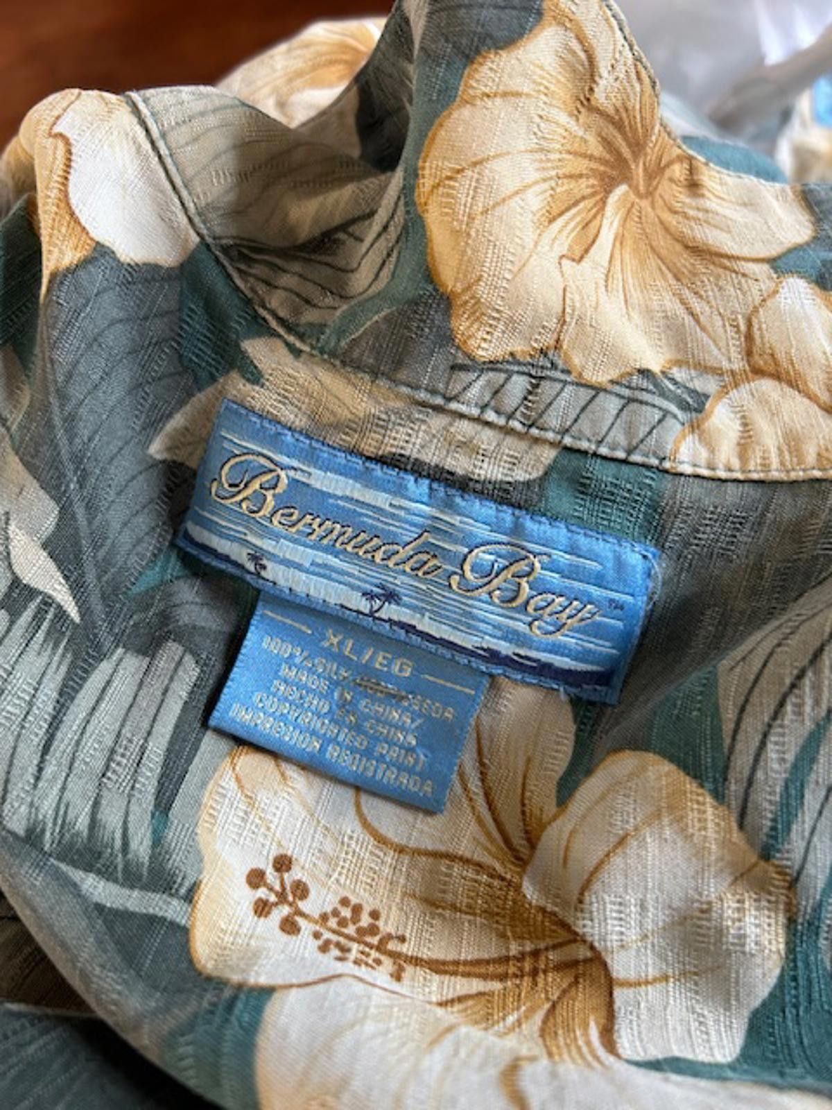 Tommy Bahama Bermuda Bay XL Floral Hawaiian Shirt Size US XL / EU 56 / 4 - 4 Thumbnail