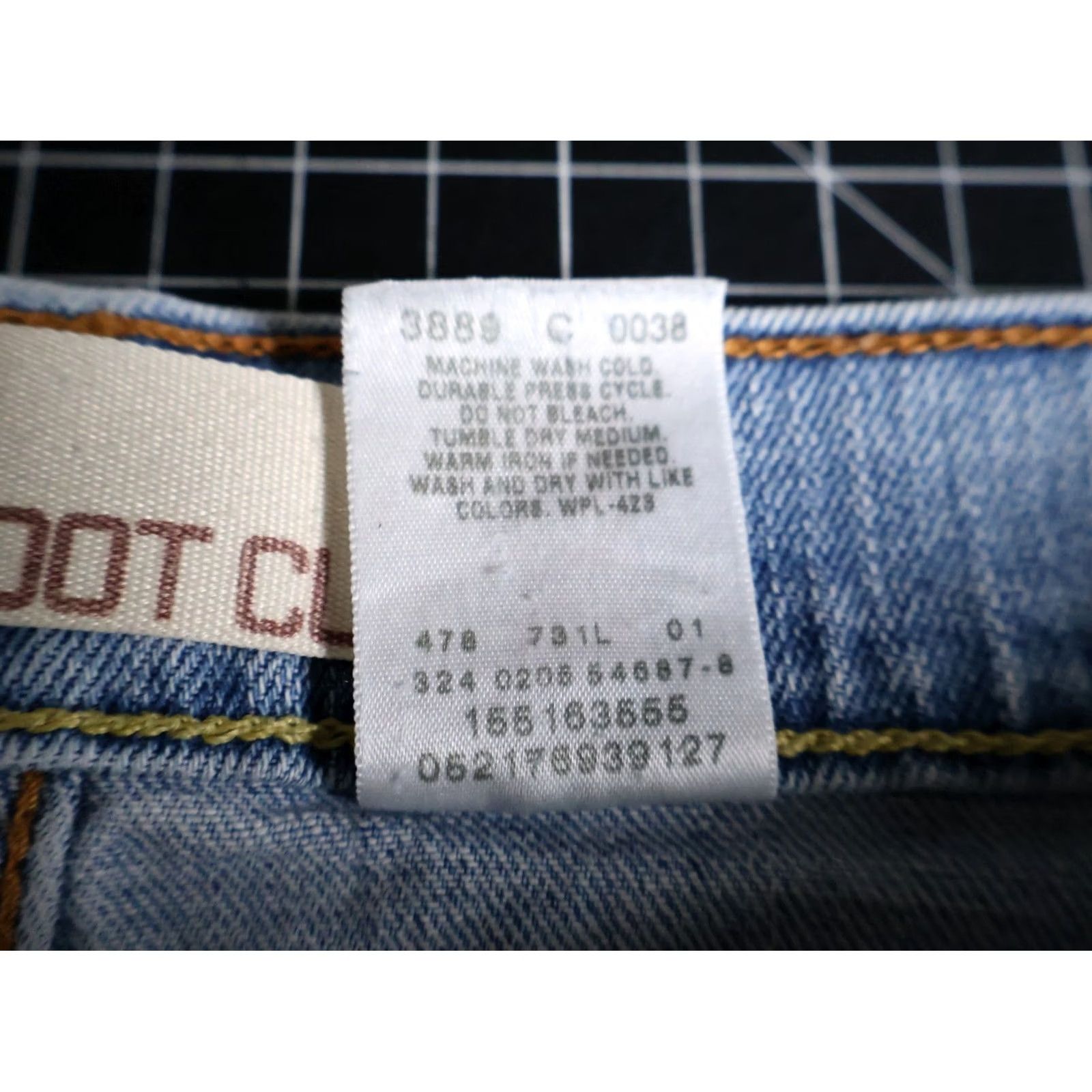 Levi's VTG Levi's Custom Denim Jean Skirt Women's 10 M Blue Wash A-Line Pockets Stretch Y2K Vintage Skirt Mens? Size 32" / US 10 / IT 46 - 4 Thumbnail