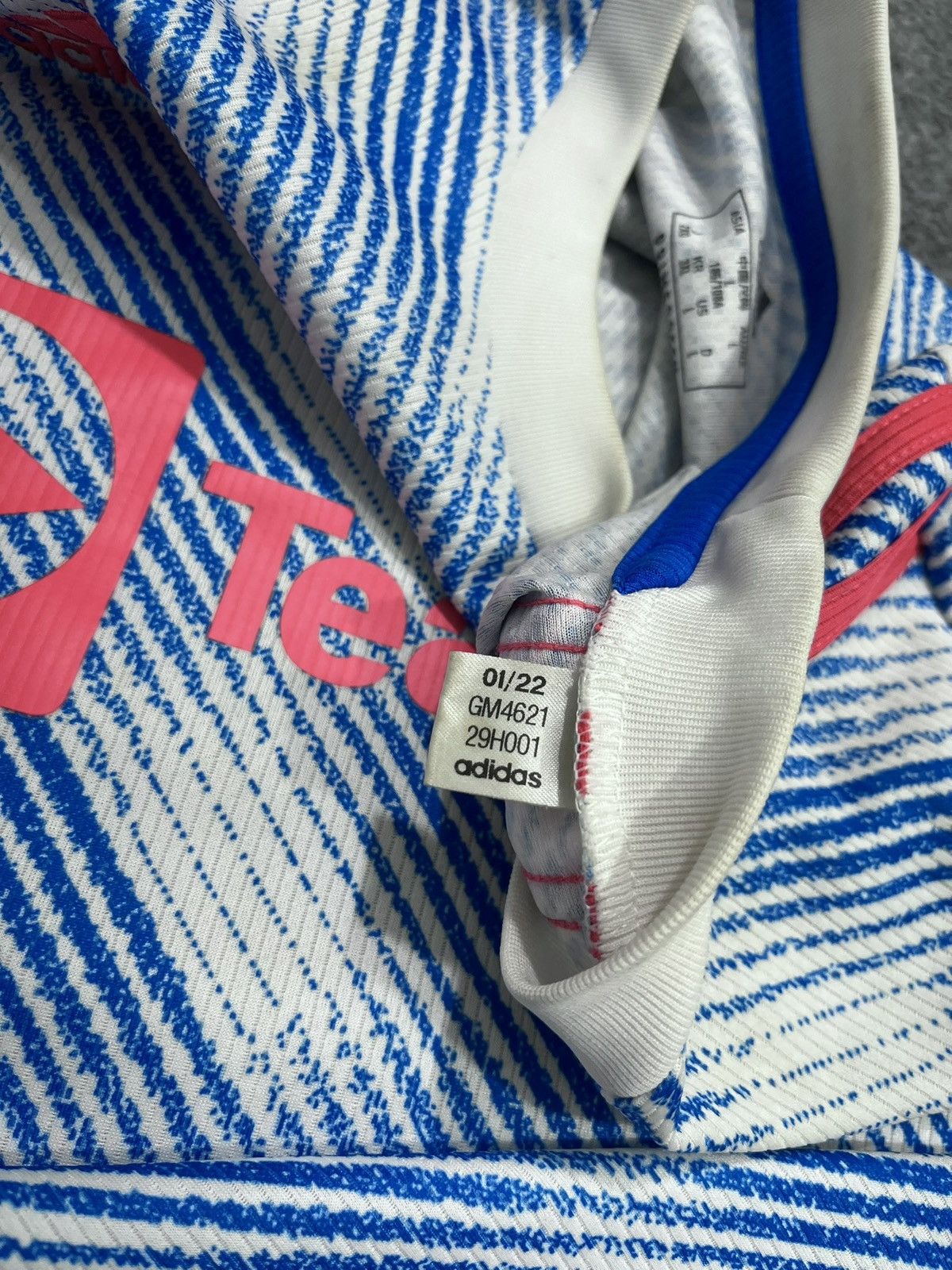 Adidas Crazy Manchester Vintage jersey Size US XS / EU 42 / 0 - 9 Thumbnail