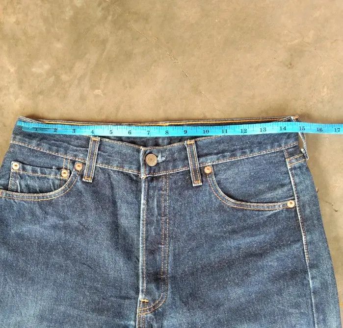Levi's 90s Vintage Levis 501 Made In USA Distressed Jeans 29x30 Size US 29 - 5 Thumbnail