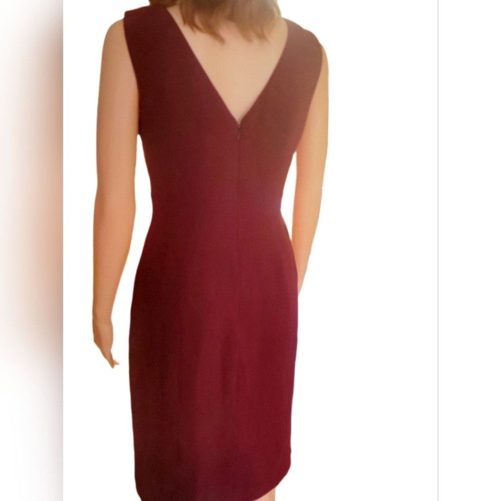 Saks Fifth Avenue SAKS 5th Ave V-neck Sleeveless Midi Dress Size 2 Size XS / US 0-2 / IT 36-38 - 6 Thumbnail