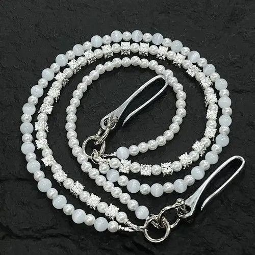 Jewelry White Beaded Wallet Chain Accessory for Jeans, Layered Style Size ONE SIZE - 3 Thumbnail