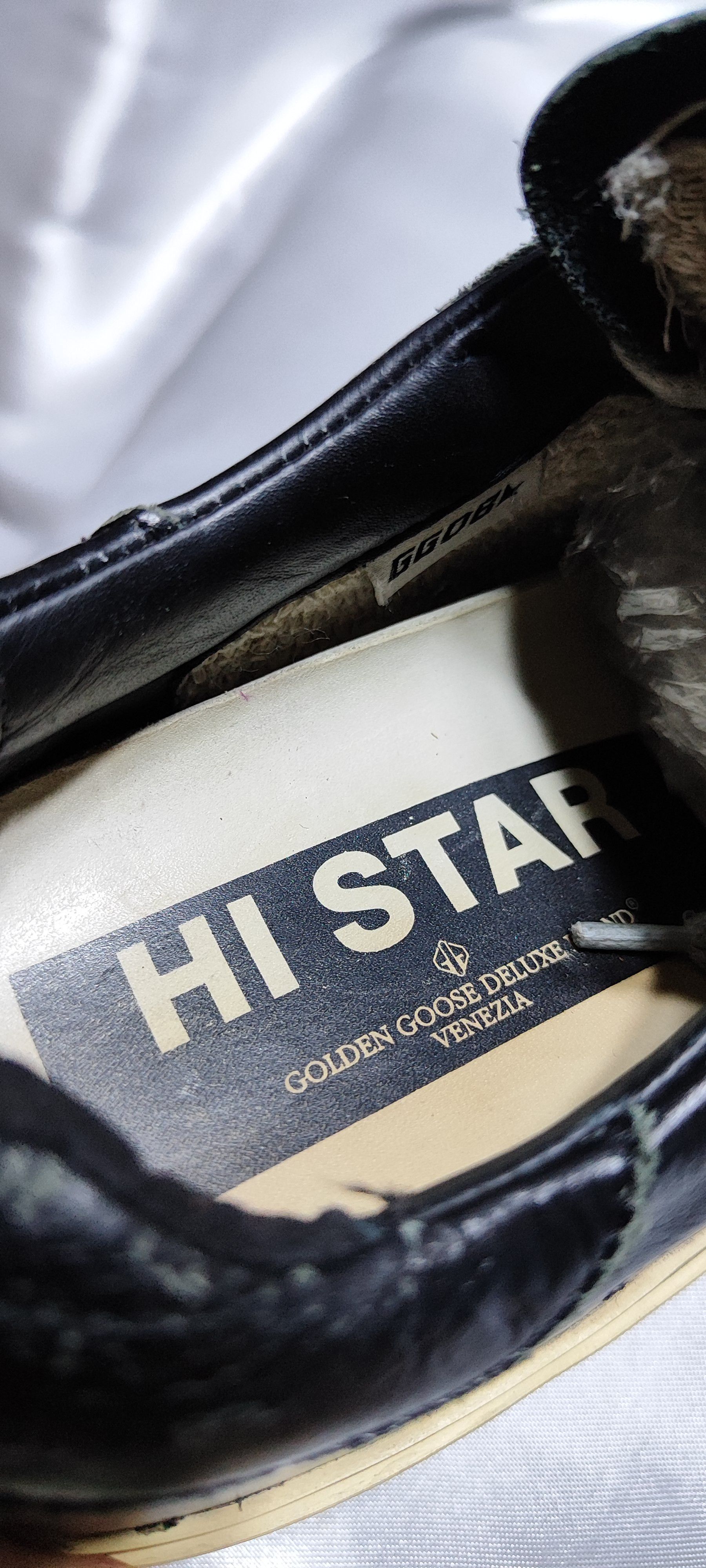 Golden Goose GGDB - HI STAR LEATHER BLACK/GOLD STAR LOGO Size US 6 / IT 36 - 9 Thumbnail