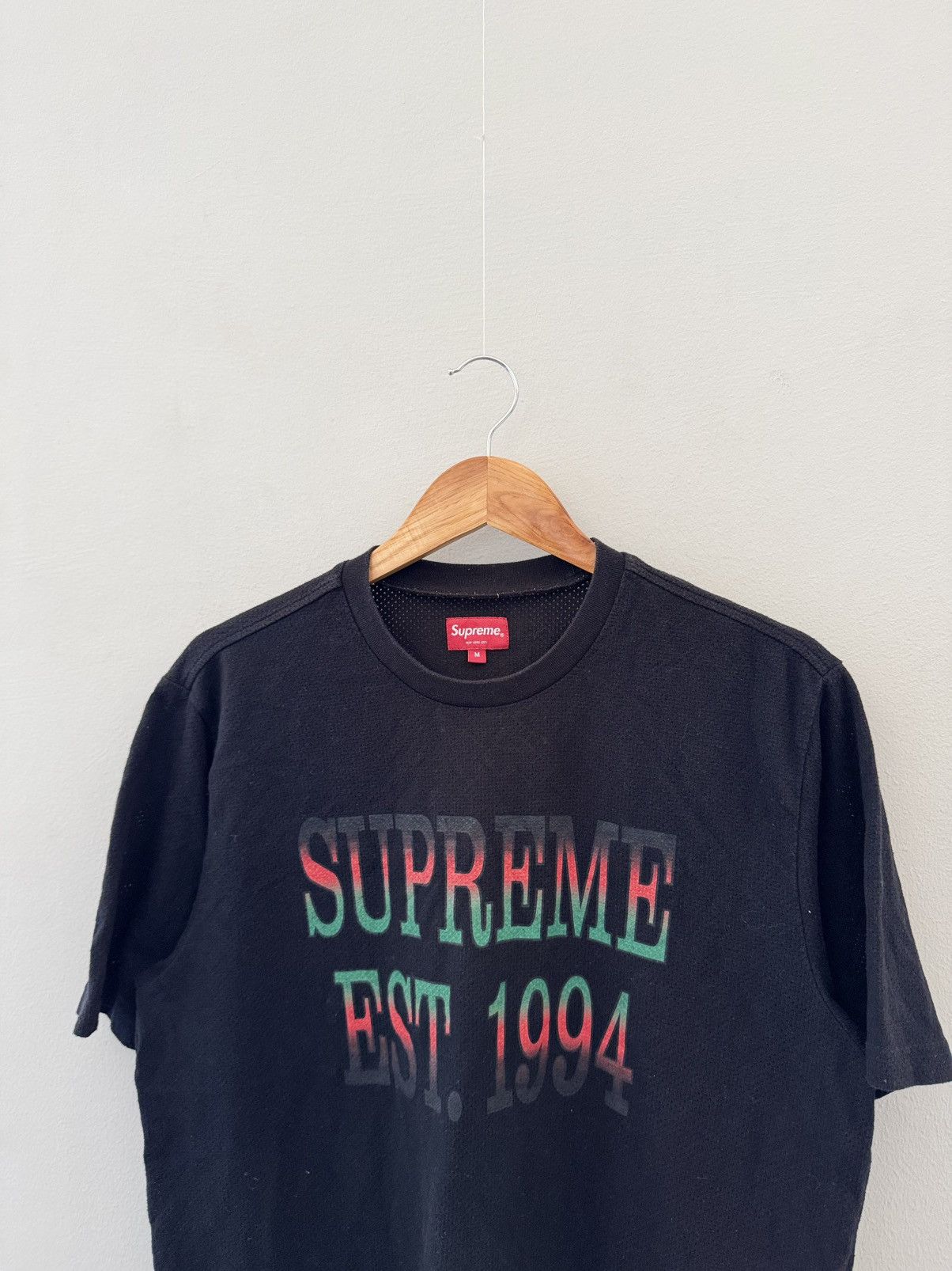 Supreme Black Mesh T-Shirt Tee Jersey Big Logo Supreme EST. 1994 Size US M / EU 48-50 / 2 - 2 Thumbnail
