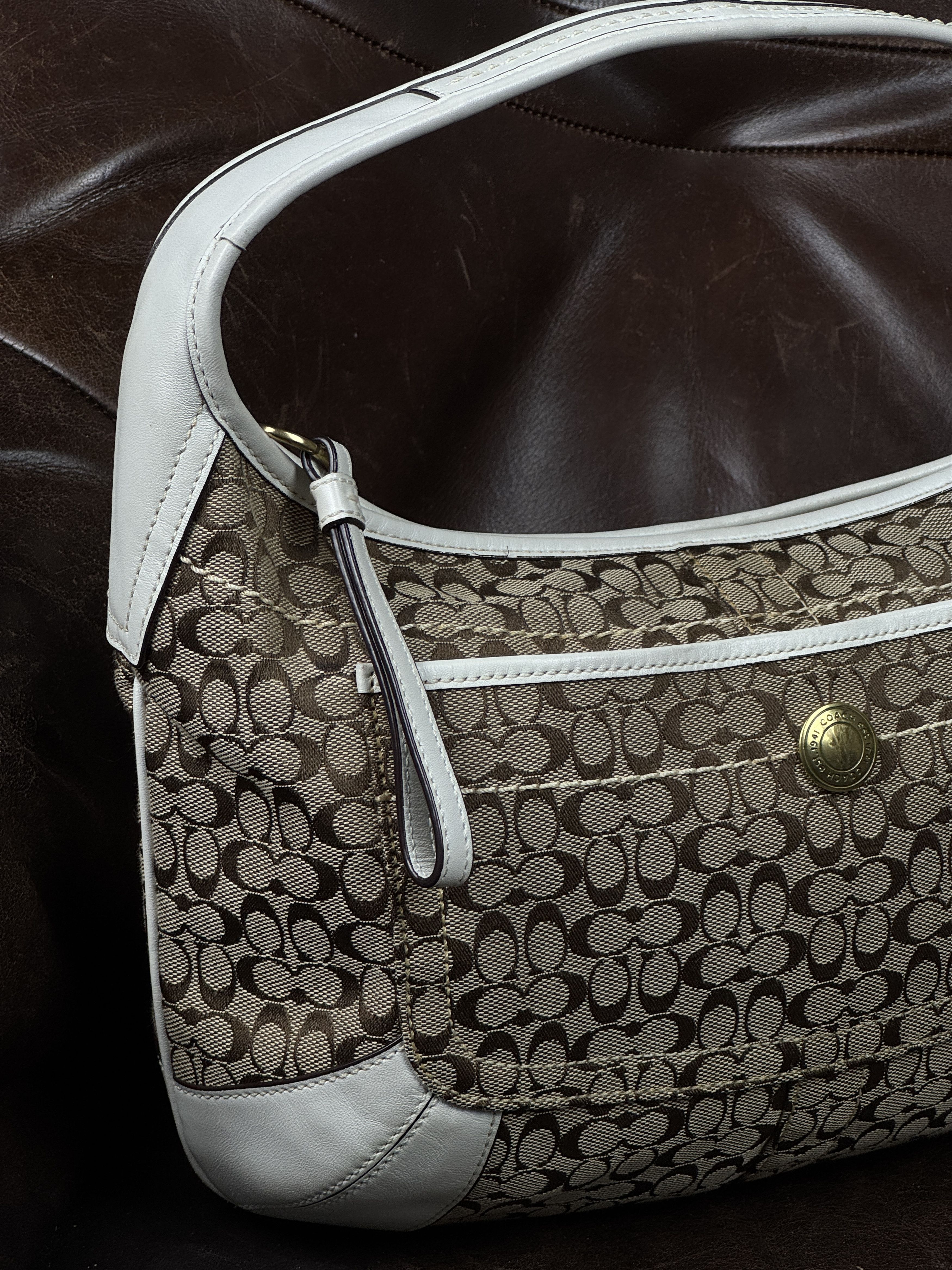 Coach Vintage Coach Ergo Hobo Signature Bag White and Beige Size ONE SIZE - 2 Thumbnail