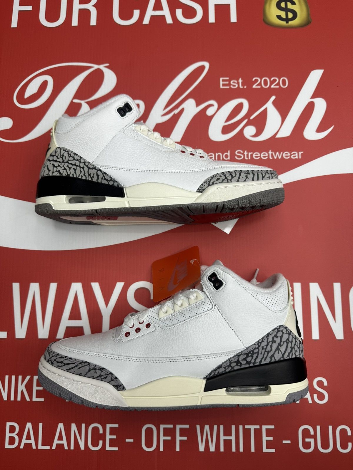 Jordan Brand Air Jordan 3 White Cement Reimagined Size 9.5 Size US 9.5 / EU 42-43 - 2 Thumbnail