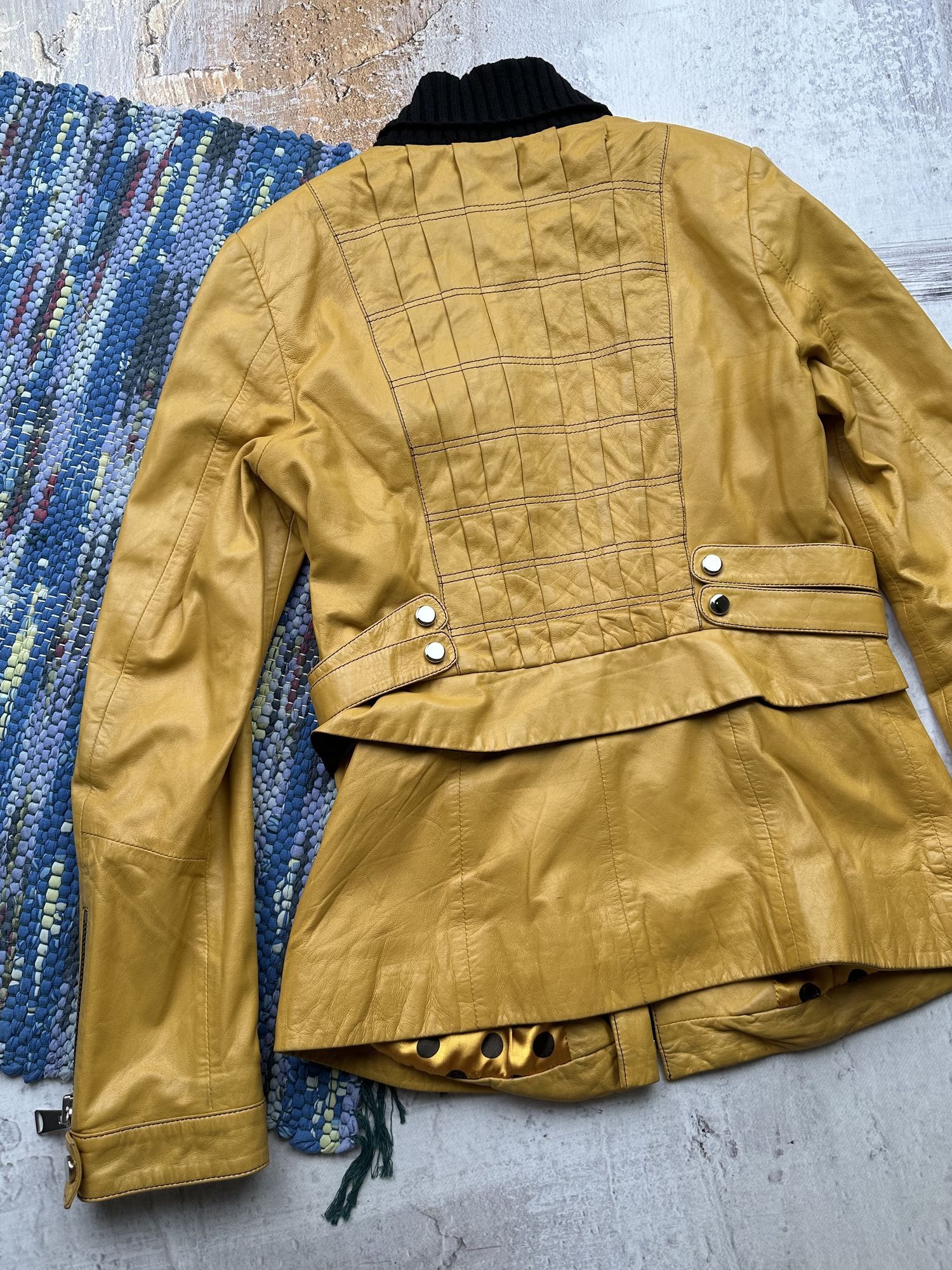 Vintage Vintage Leather Jacket With Bondage A472D15(245) Size M / US 6-8 / IT 42-44 - 7 Thumbnail