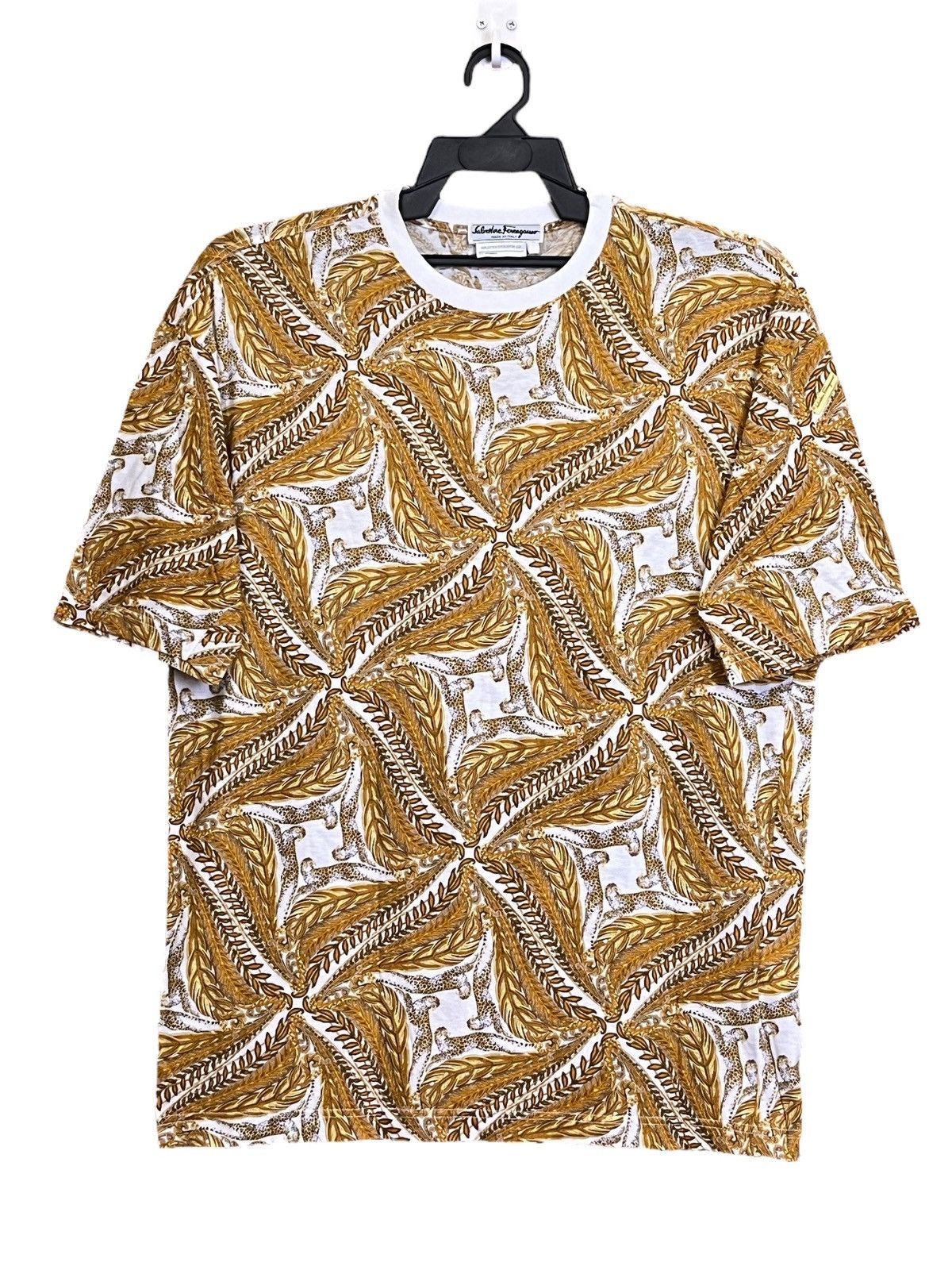 Salvatore Ferragamo VINTAGE SALVATORE FERRAGAMO LEOPARD FULLPRINT T SHIRT Size US L / EU 52-54 / 3 - 1 Thumbnail