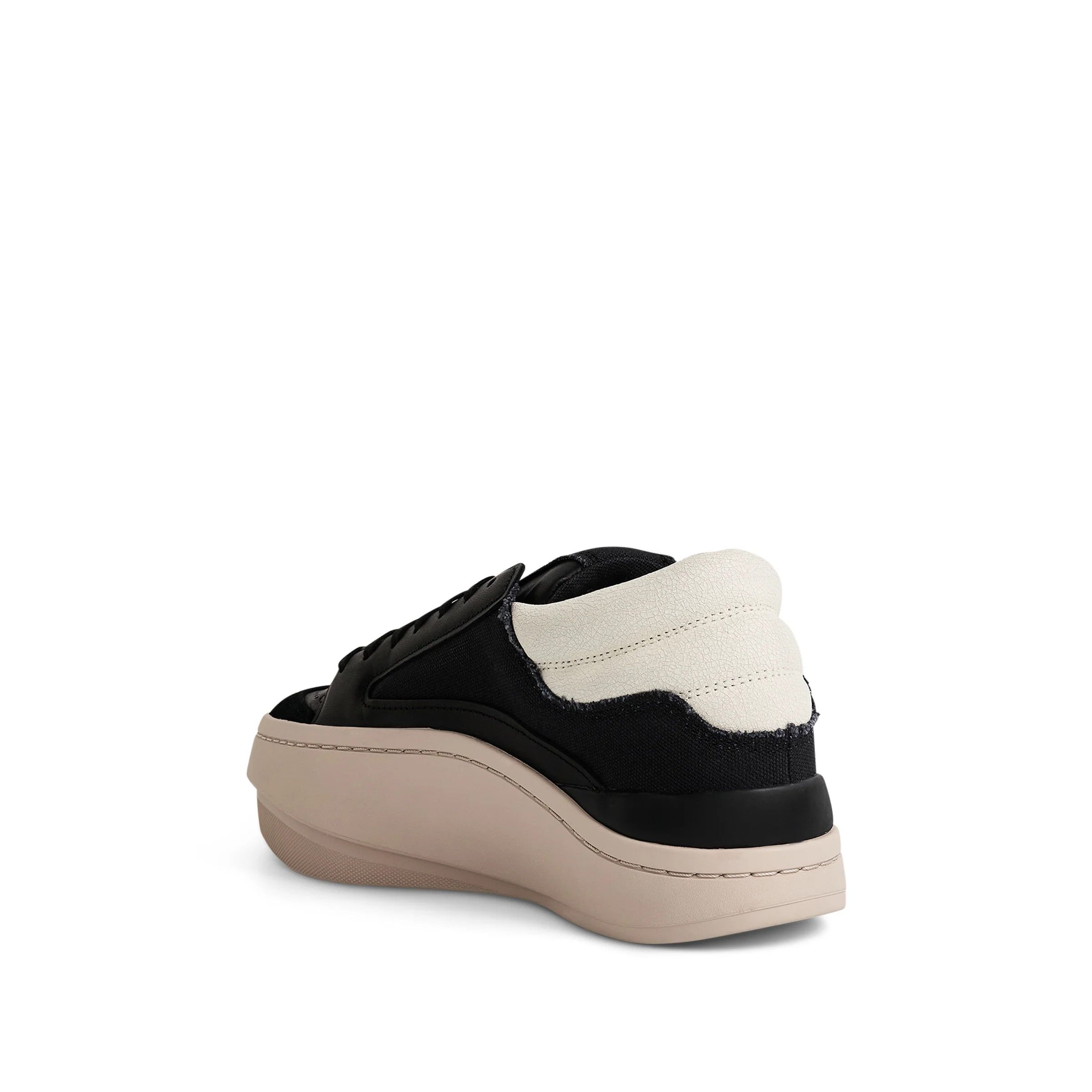 Y-3 o1mris0824 Low Top Sneaker in Black Size US 7 / EU 40 - 3 Thumbnail