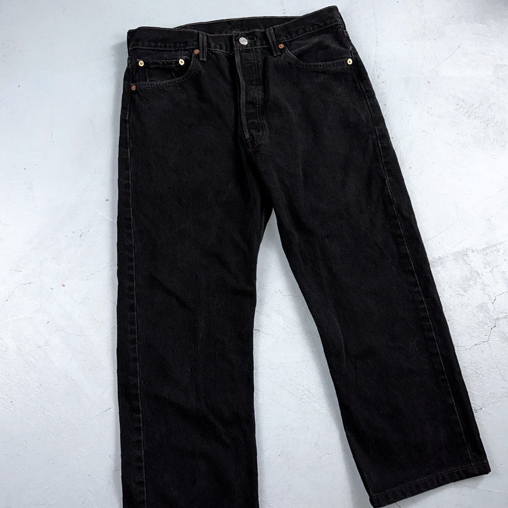 Levi's VINTAGE Levi's 501 Jeans Men 34x30 Dark Wash Straight Leg 90s Y2K Mid Rise Cotton Denim Size US 34 / EU 50 - 2 Thumbnail
