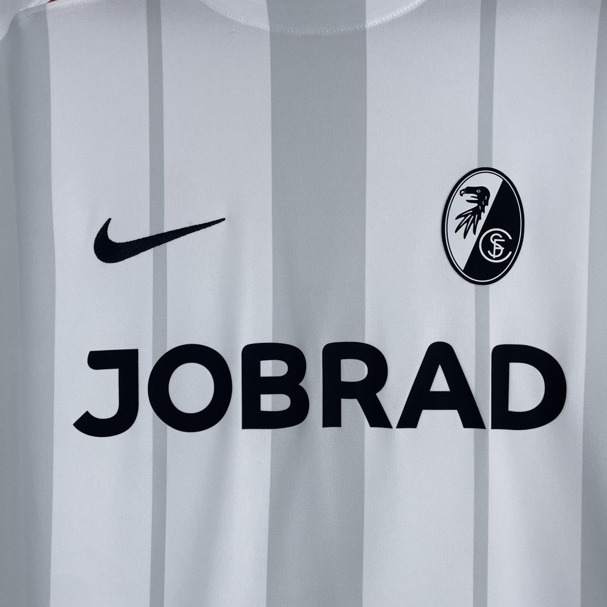 Nike SC Freiburg Away Nike Men’s Jersey Shirt 2024/2025 size XL Size US XL / EU 56 / 4 - 2 Thumbnail
