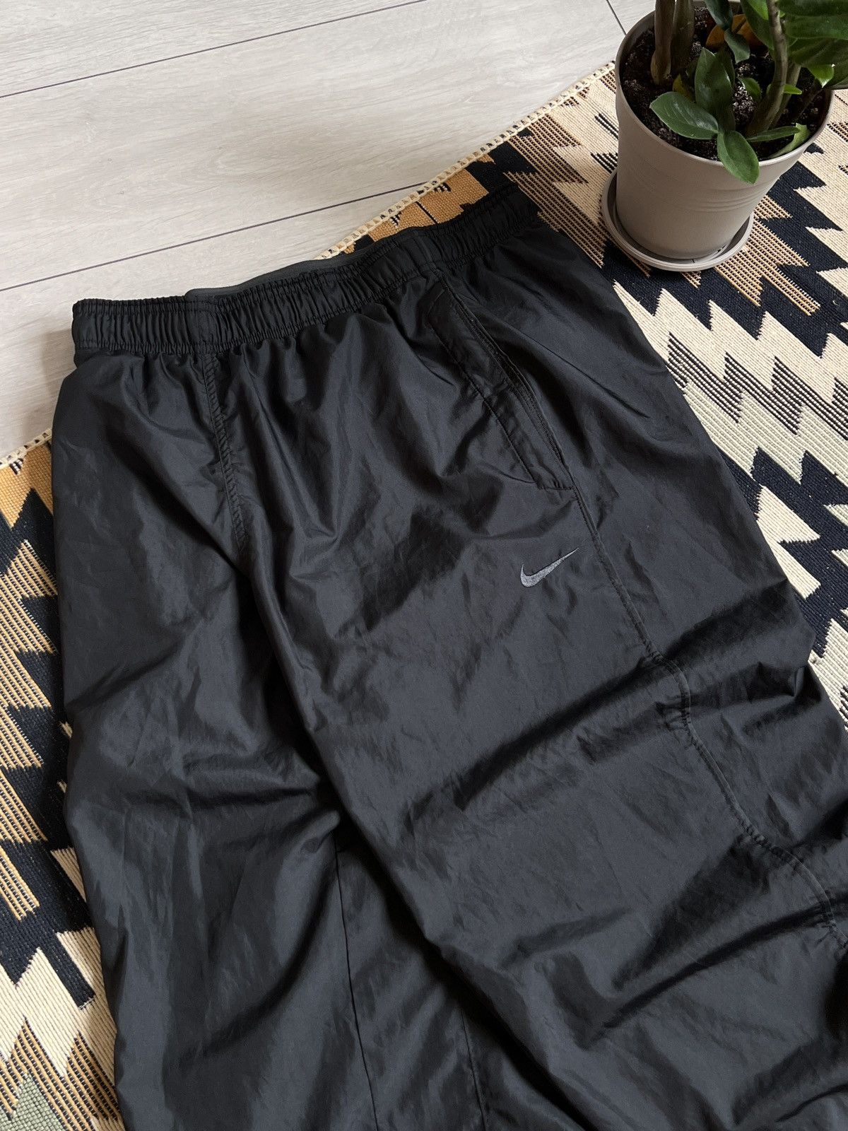 Nike Vintage Nike Nylon Drill Y2k Track Pants Size US 32 / EU 48 - 2 Thumbnail