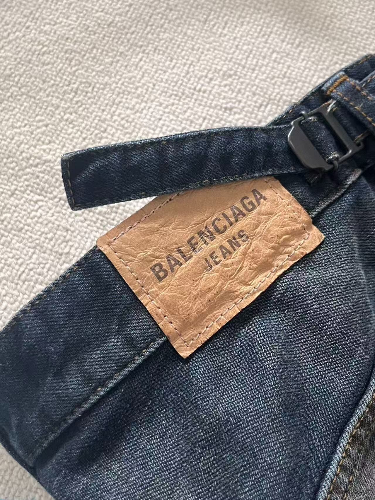 Balenciaga balenciaga baggy distressed denim pants Size US 28 / EU 44 - 3 Thumbnail
