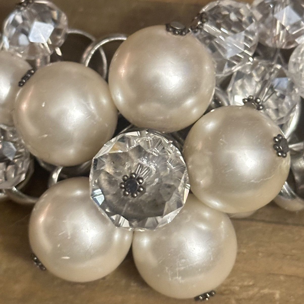 Other Chunky clear bead and pearl flower bracelet Size ONE SIZE - 5 Thumbnail