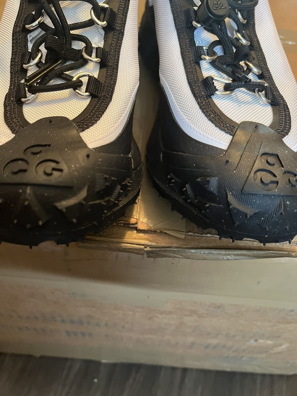 Comme des Garcons × Nike ACG Nike ACG x Comme des Garcons Mountain Fly2 10.5 Size US 10.5 / EU 43-44 - 3 Thumbnail
