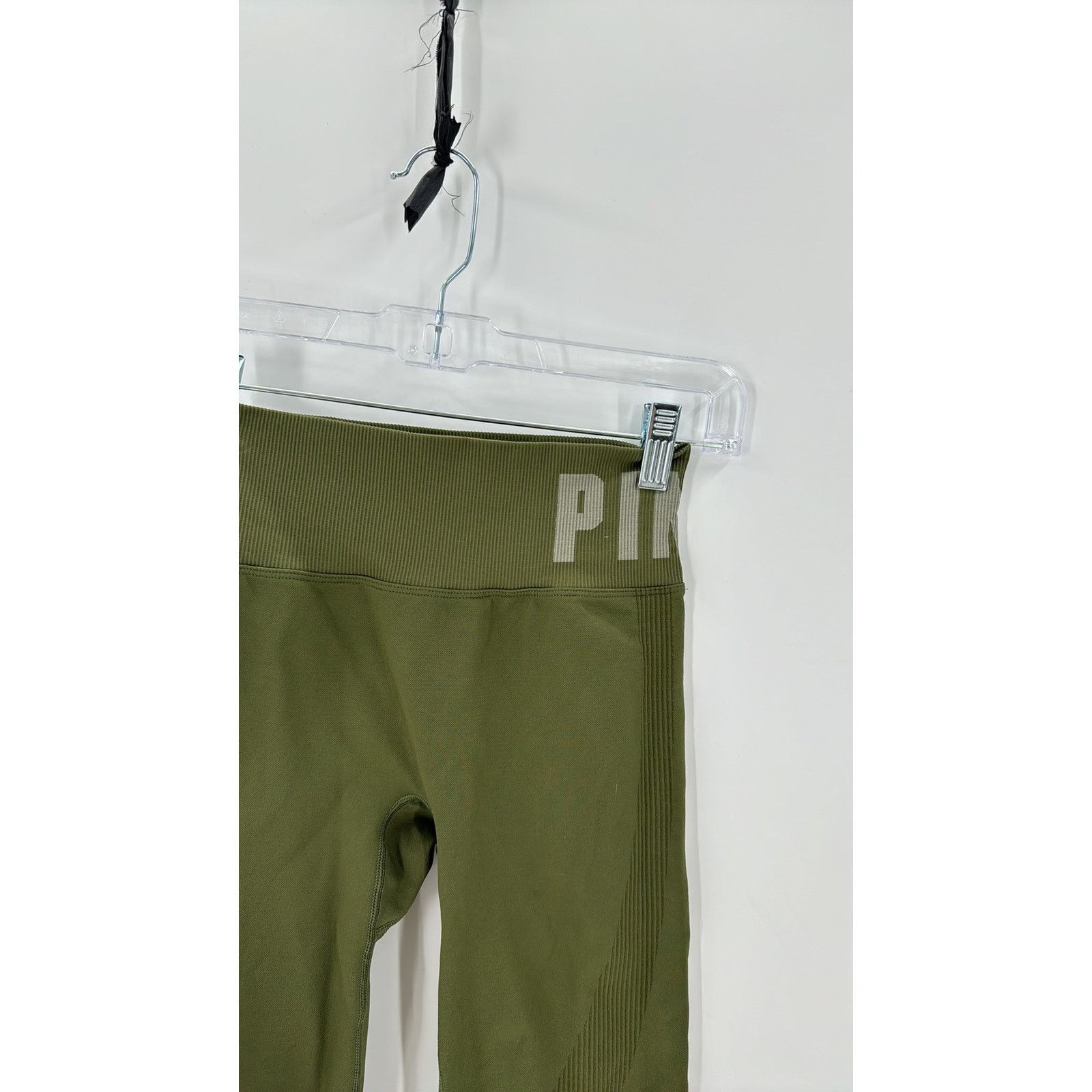 Victoria's Secret Victorias Secret Pink Leggings Seamless Green Mid Rise Size 25" / US 0 / IT 36 - 3 Thumbnail