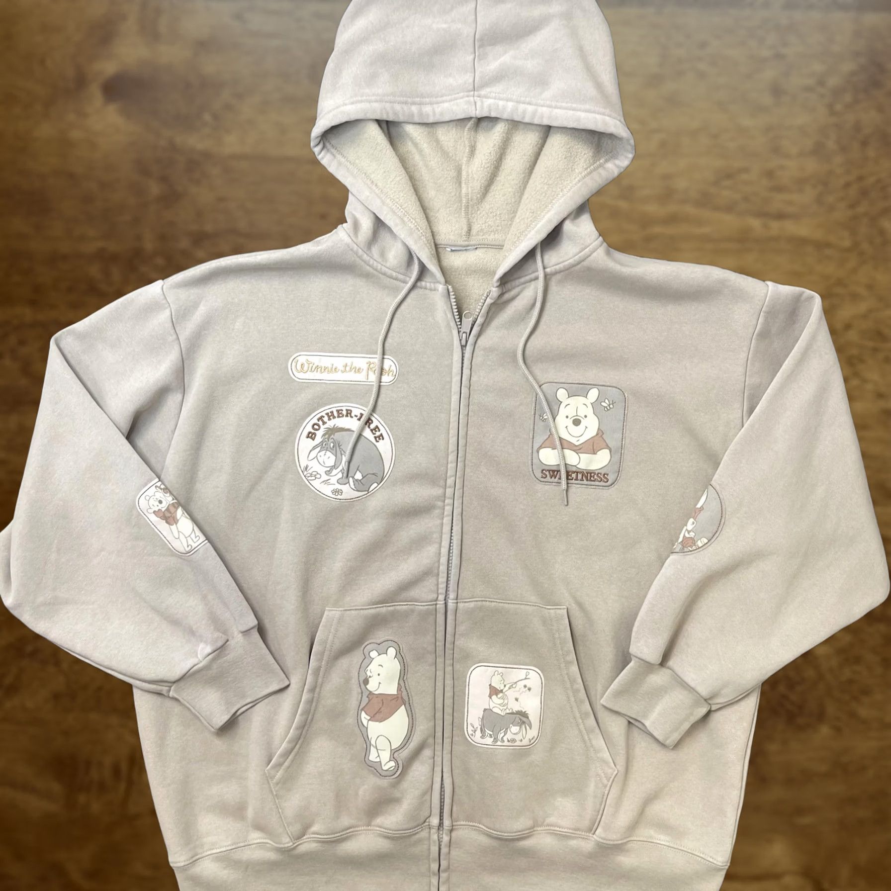 Vintage Winnie the Pooh Hoodie Mens 2XL Gray Full Zip Eeyore Graphic Sweatshirt Size US XXL / EU 58 / 5 - 1 Thumbnail