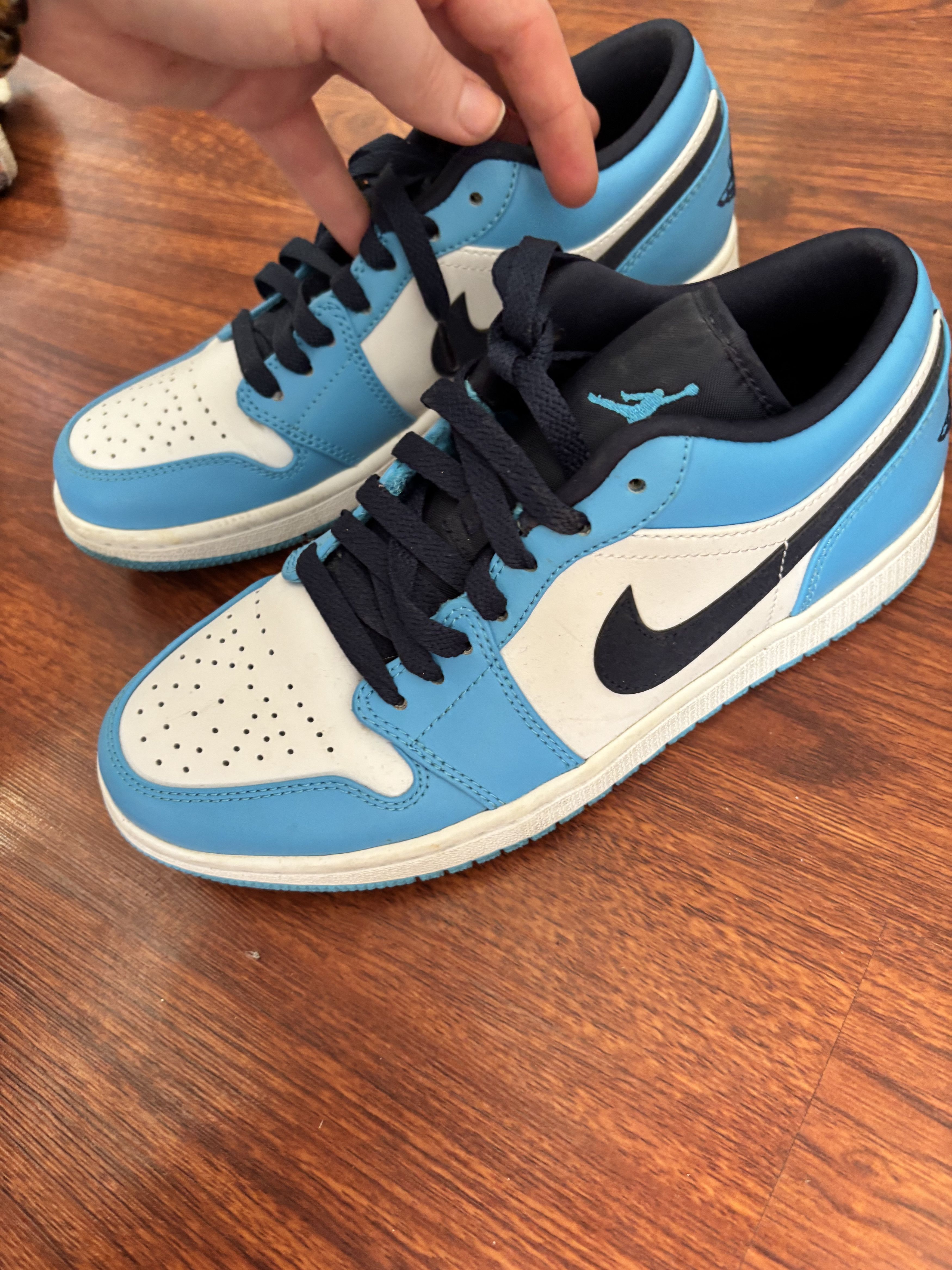 Nike Air Jordan 1 Low UNC (2021) Size US 7 / EU 40 - 1 Thumbnail