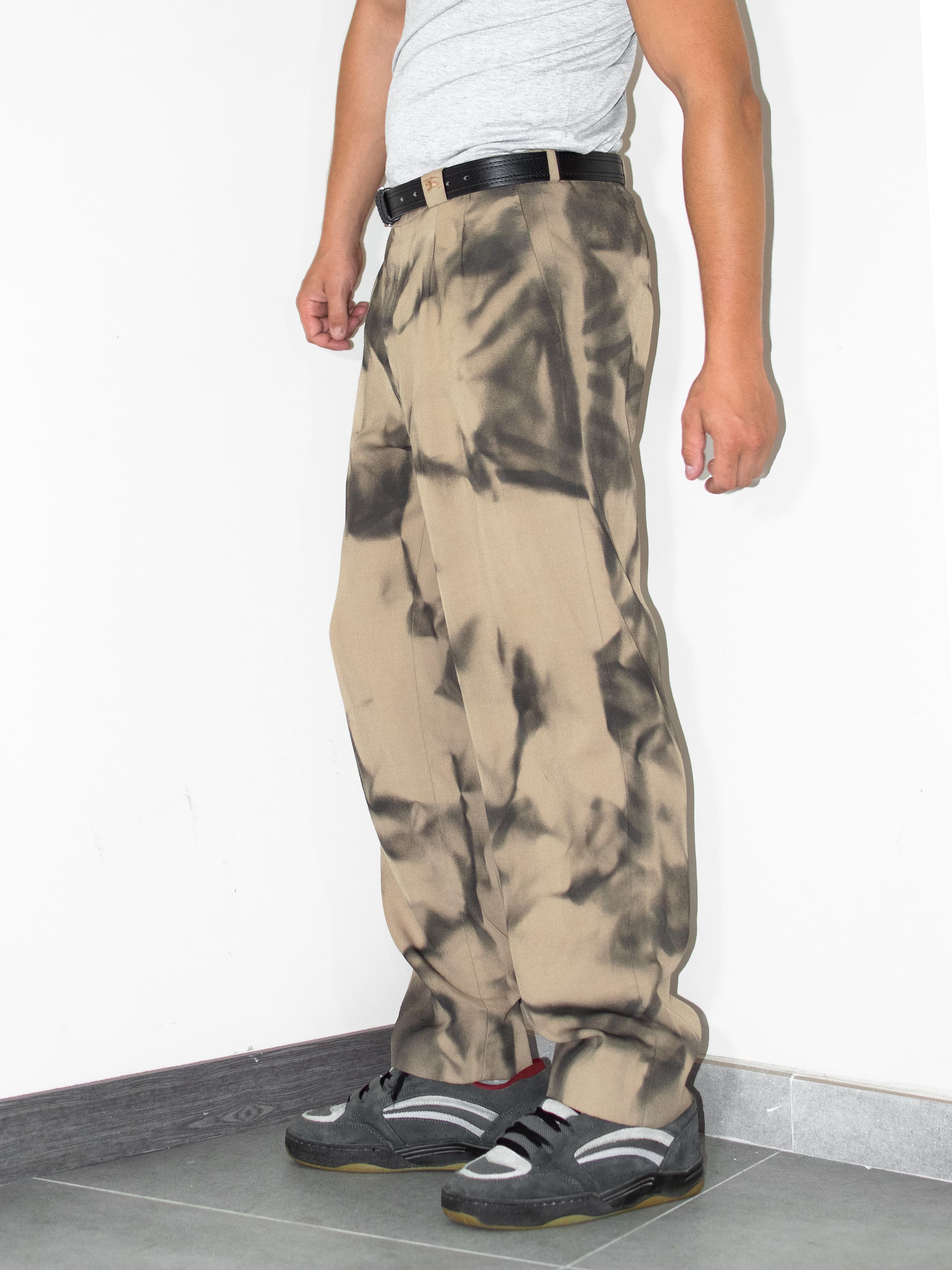 Burberry × Designer × Vintage Vintage burberry Black reworked graffiti Streetwear Trousers Size US 36 / EU 52 - 3 Thumbnail