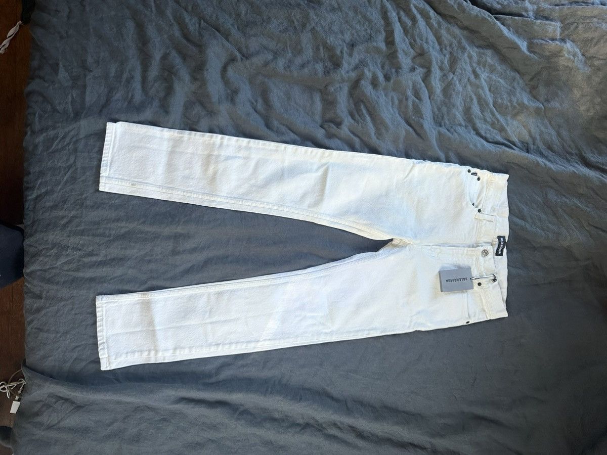 Balenciaga Balenciaga White Denim jeans 2019 Size US 30 / EU 46 - 1 Thumbnail