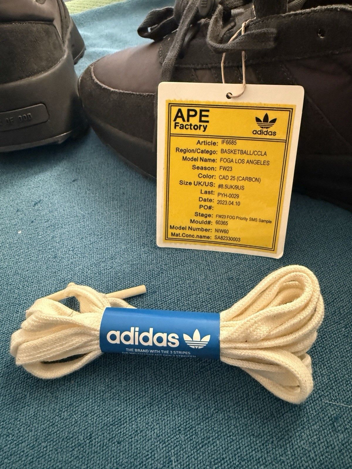 Adidas × Fear of God FOGA Los Angeles UNRELEASED Sample Sneaker Carbon NWB Size 9 Size US 9 / EU 42 - 8 Thumbnail