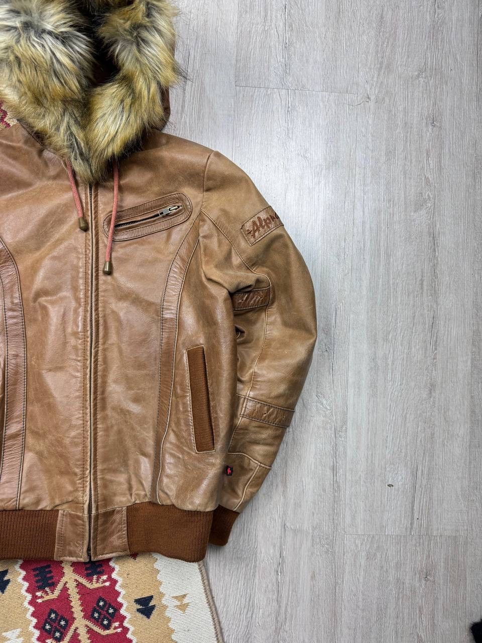 Japanese Brand × Vintage Vintage Hype Leather Y2K Fur Jacket Size M / US 6-8 / IT 42-44 - 2 Thumbnail