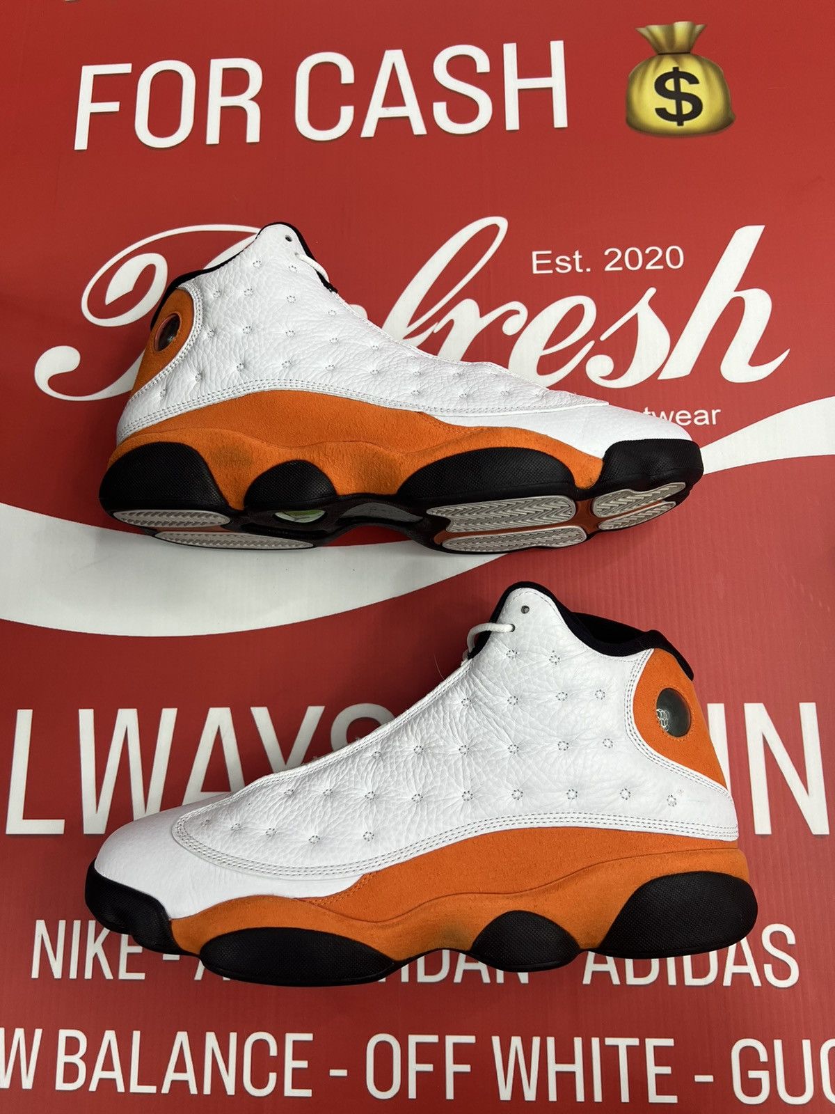 Jordan Brand Air Jordan 13 Starfish Size 13 Size US 13 / EU 46 - 2 Thumbnail