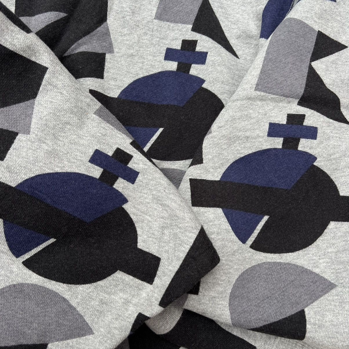 Vivienne Westwood Vivienne Westwood Alphabet Sweatshirt. Size M / US 6-8 / IT 42-44 - 5 Thumbnail