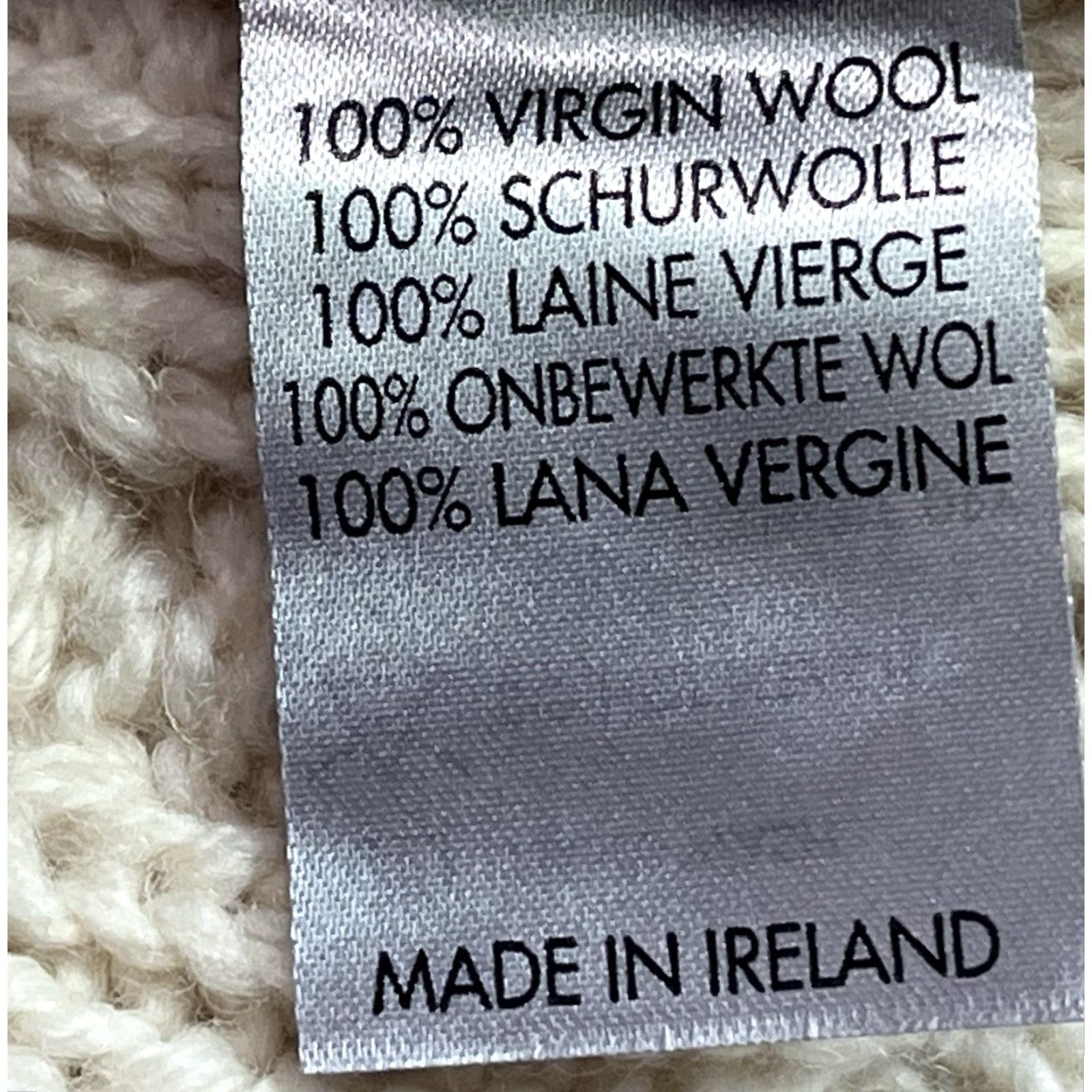 Vintage VINTAGE Ireland's Eye Ivory Cable Knit Fisherman Wool Sweater Women M Crew Neck Pullover See all pics See all Pics Sleeves Stains Mens? Wait. Size M / US 6-8 / IT 42-44 - 7 Thumbnail
