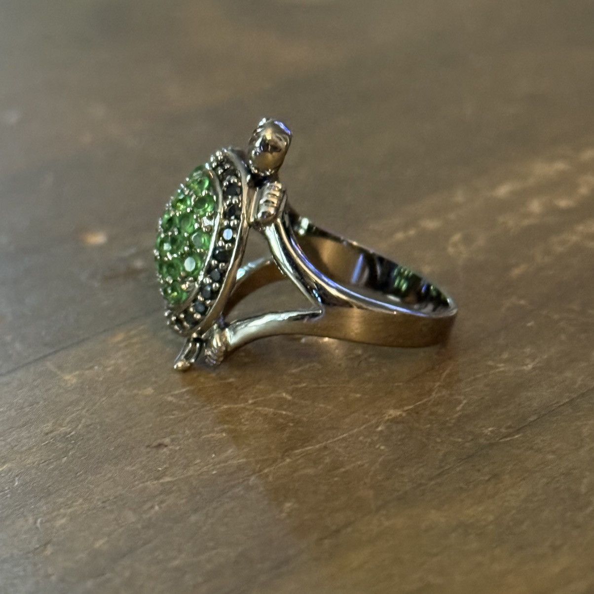 Vintage Vintage silver tone green rhinestone articulated turtle ring Size ONE SIZE - 7 Thumbnail