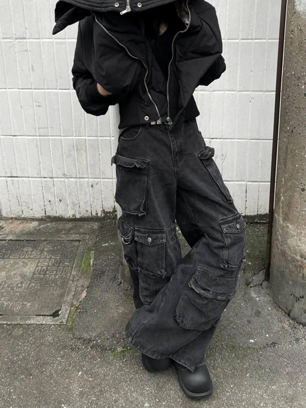 Jean Black Baggy Distressed Cargo Jeans, Wide Leg Pants Size US 32 / EU 48 - 4 Thumbnail