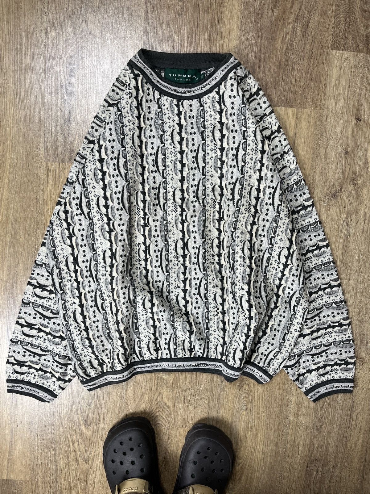 image of Tundra Made In Canada Vintage Crazy Knit Sweater 90's Braid in Cream, Men's (Size XL)