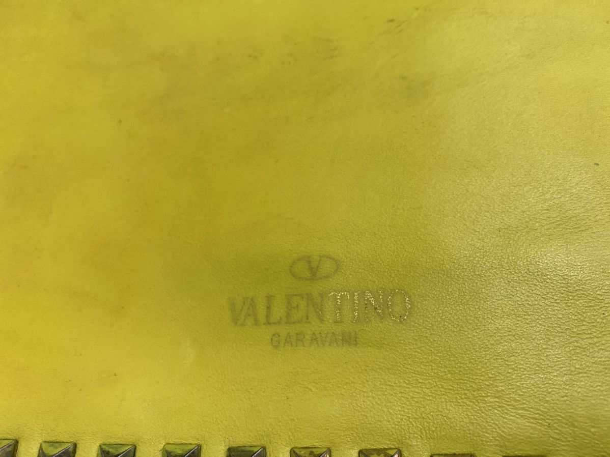 Designer × Valentino 🔥Quick Sale🔥 Valentino Garavani Shoulder Bag Mint Condition Size ONE SIZE - 5 Thumbnail