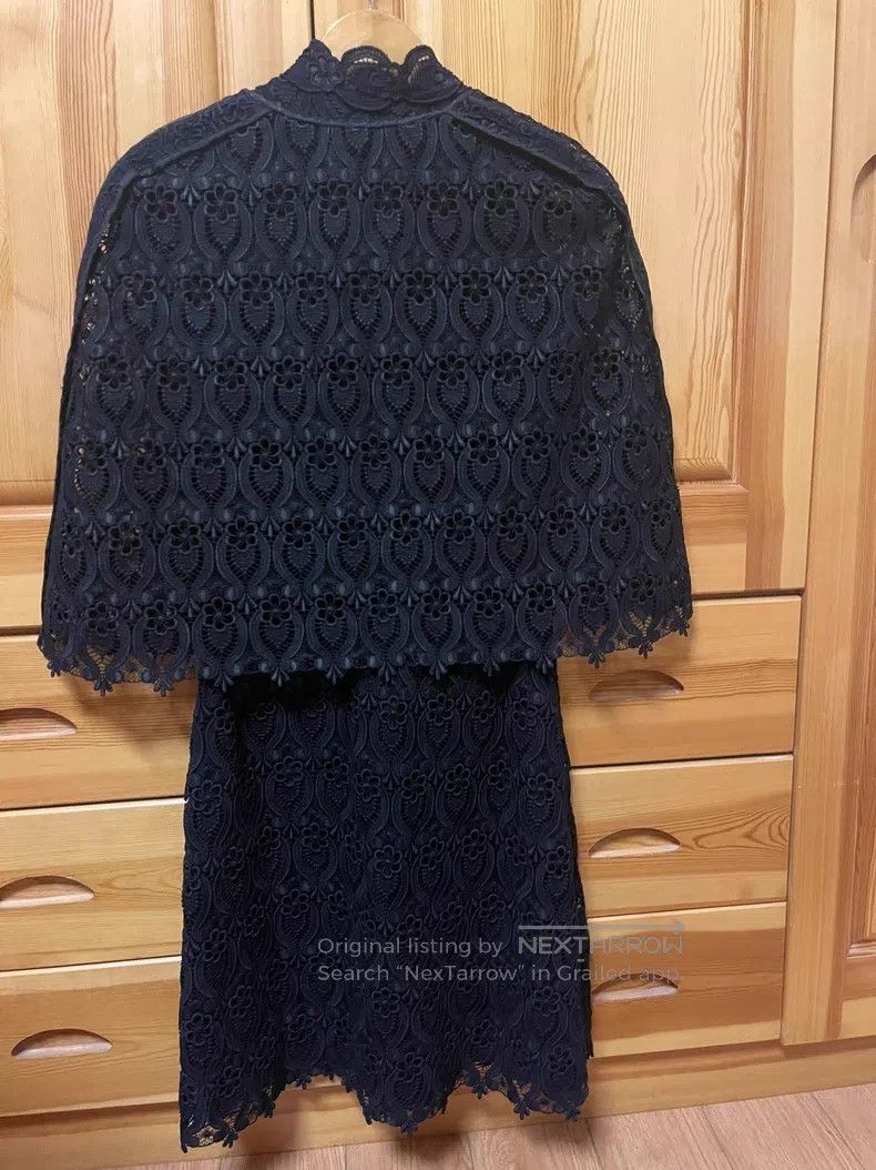 Valentino Valentino Black crocheted sleeveless dress Size S / US 4 / IT 40 - 8 Thumbnail