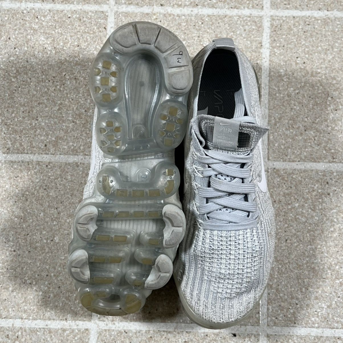 Nike Nike Air VaporMax Flyknit 3 Pure Platinum Athletic Shoes m Size US 7 / IT 37 - 4 Thumbnail