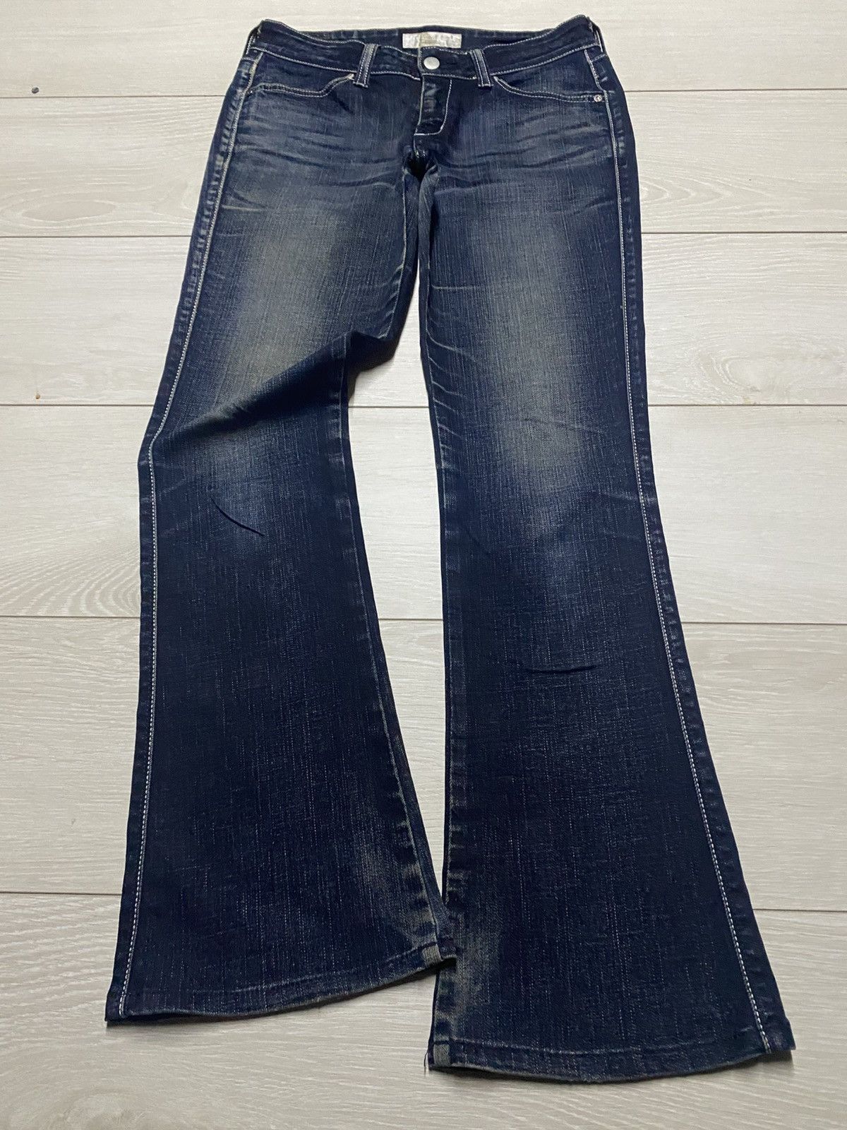 Levi's Woman Vintage Levis Lady Style Blue Wash Flare Jeans Size US 28 / EU 44 - 1 Thumbnail