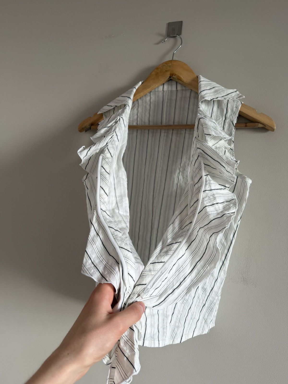 Vintage Japanese Zip Ruffle Blouse Sleeveless Striped Size S / US 4 / IT 40 - 3 Thumbnail