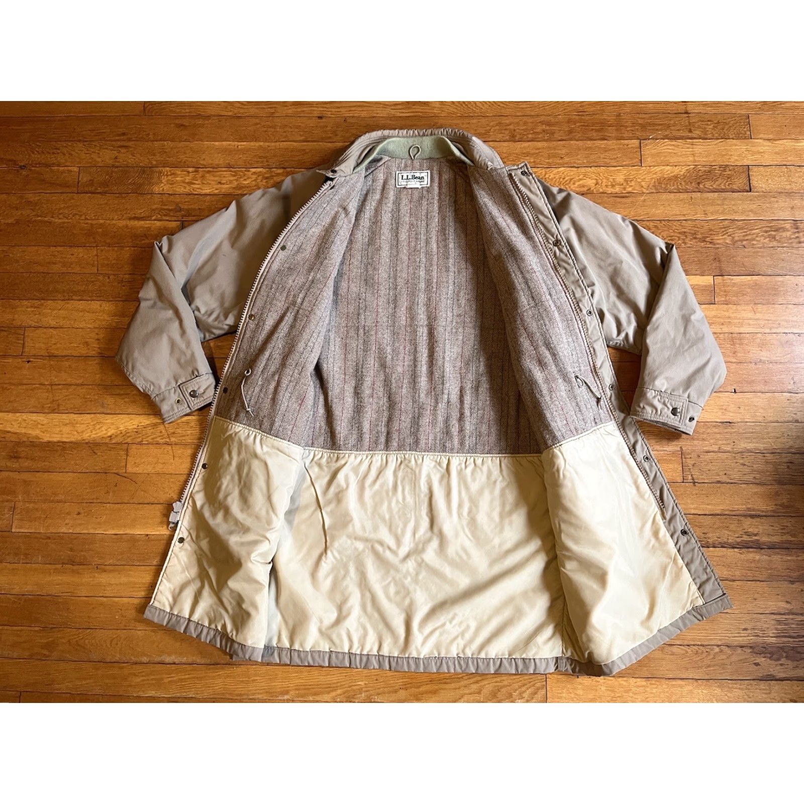 Vintage VINTAGE L.L. Bean Coat Chore Long Wool L Beige Men’s Large 90s Jackets & Coats Size US L / EU 52-54 / 3 - 4 Thumbnail