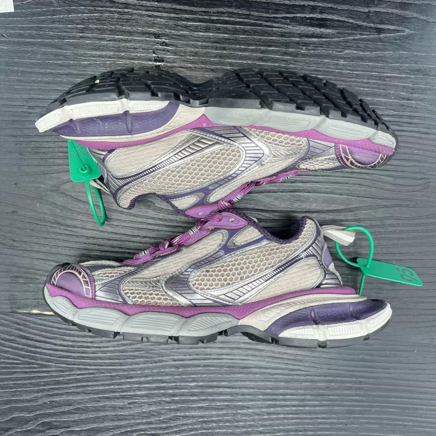 Balenciaga Balenciaga 3xl Purple 38 Like New Size US 7.5 / IT 37.5 - 2 Thumbnail