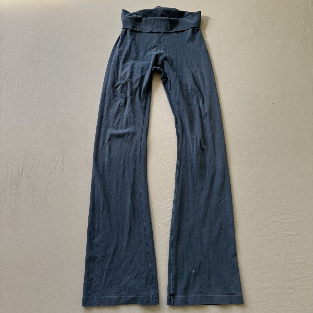 Hard Tail Hard Tail Forever ROLLDOWN BOOTLEG FLARE YOGA PANTS Size 25" / US 0 / IT 36 - 1 Thumbnail