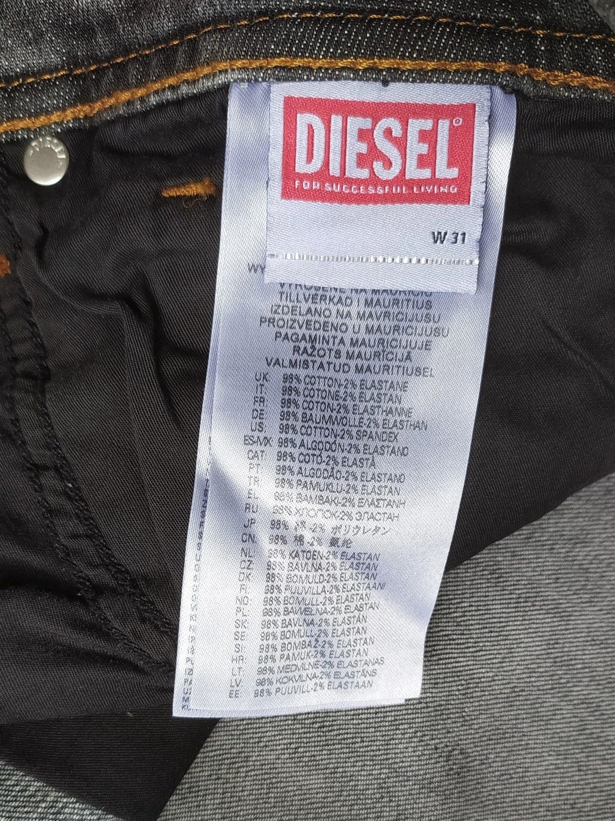 Diesel Diesel 1979 SLEENKER-R L.32 MENS JEANS SLTP/9751 Size US 31 - 8 Thumbnail